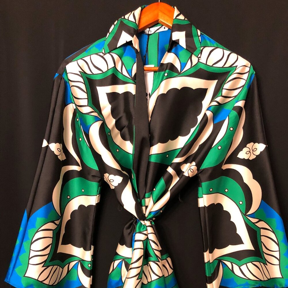 New. Beautiful Zara London Long Double-Breasted Shirt With Flowy Sleeves: Size M